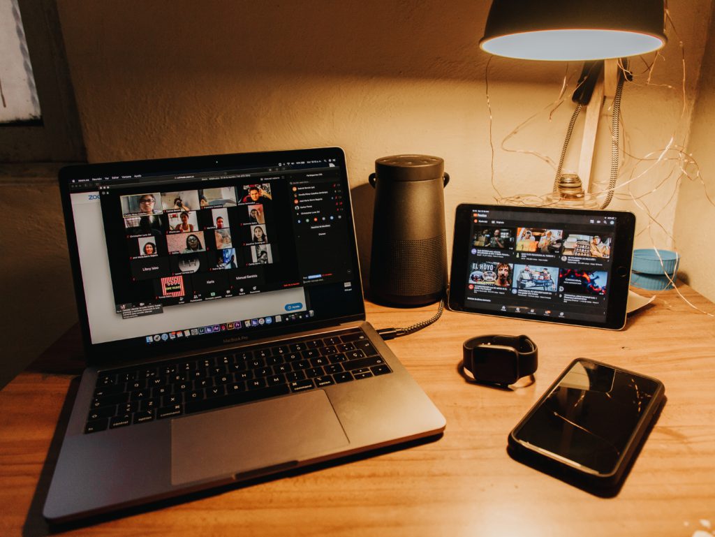 Virtual event using laptop