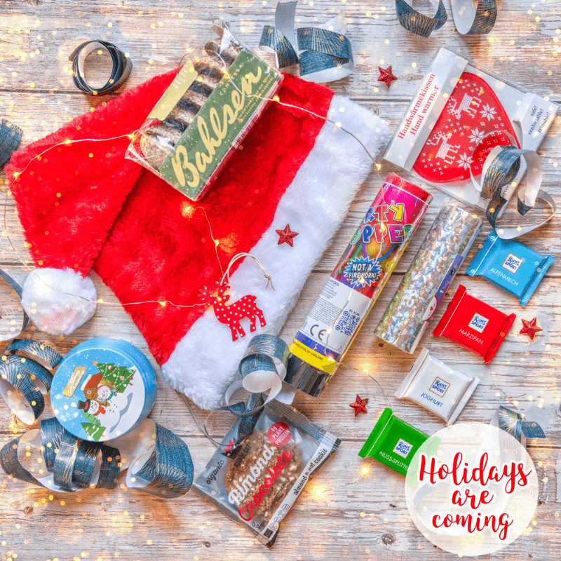 Holidays are Coming Box