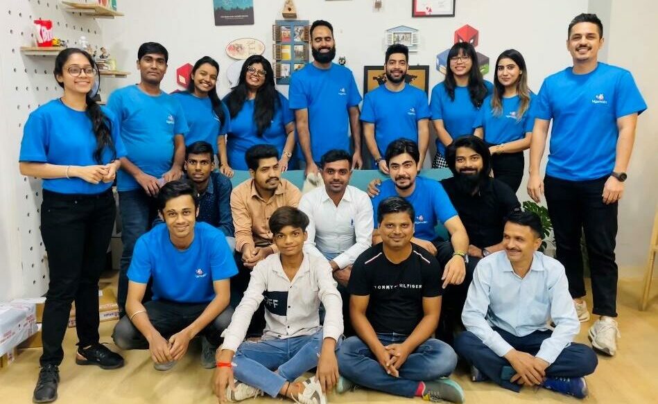 teams celebrating Diwali celebration, best gifts for Diwali, global gifting for Diwali Festival, Diwali Festival in India,