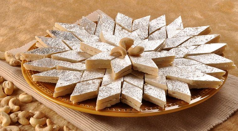 teams celebrating Diwali celebration, best gifts for Diwali, global gifting for Diwali Festival, Diwali Festival in India, food in India,